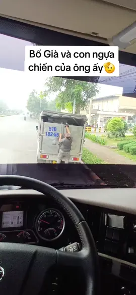 Bố già cưng chiếc xe quá nhỉ 😁 #xuhuongtiktok #xetai 