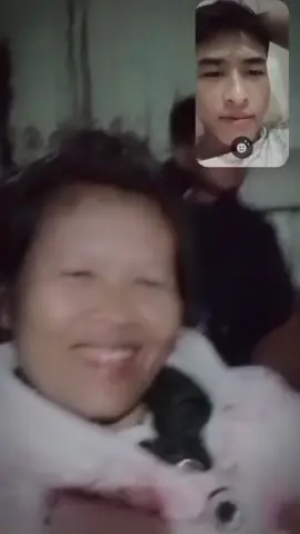 #ရောက်စမ်းfypပေါ် #ပြည်တွင်းဖြစ်ကိုအားပေးပါ🇱🇷 #အရမ်းချစ်တယ်အမေနဲ့အဖေ🧡 