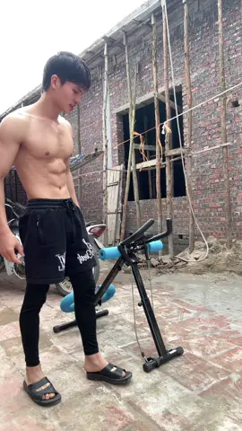 Máy tập bụng 6 múi tại nhà