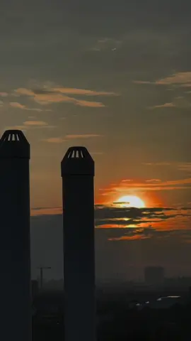 For You 🤍❗️ #bhanu_official1_ #foradmin❗ #backgroundvideo #eveningvibes #sunset @Tharuu_pagee @𝓜𝓻_𝓗𝓮𝓼𝓱 🥑 