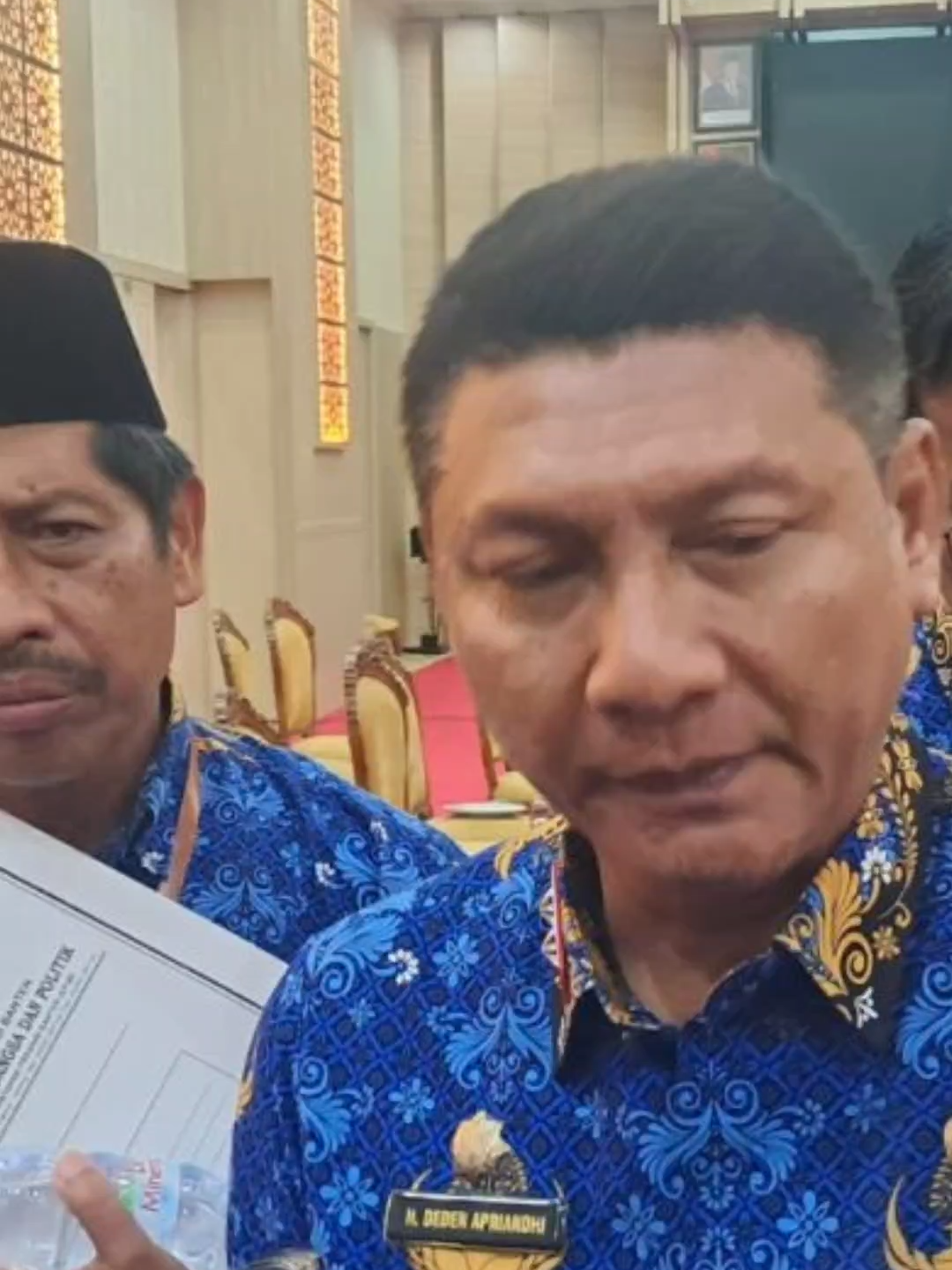 PRIORITAS GANDA! 😱 BANTEN KIRIM BANTUAN BESAR KE SUMATRA, TAPI SIAGA 24 JAM BENCANA KIRIMAN! #SolidaritasNasional #BantenSiaga #BencanaSumatra #BantuanBanten #WaspadaBencana