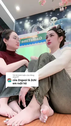 Trả lời @hồng nhan97 Chị em ruột Đùm bọc nhau mình có 10 ngàn mình cho chế mình 5 ngàn 🤭🤭#xuhuongtiktok #xuhuong 