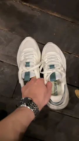 Giày đẹp cực chất cứ lên là cháy size #giaynam #giaythethaonam #sinhnathan 