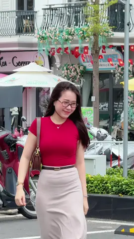 Iu ai cũng đc nhưng phải iu bản thân mình trc tiên ❤️