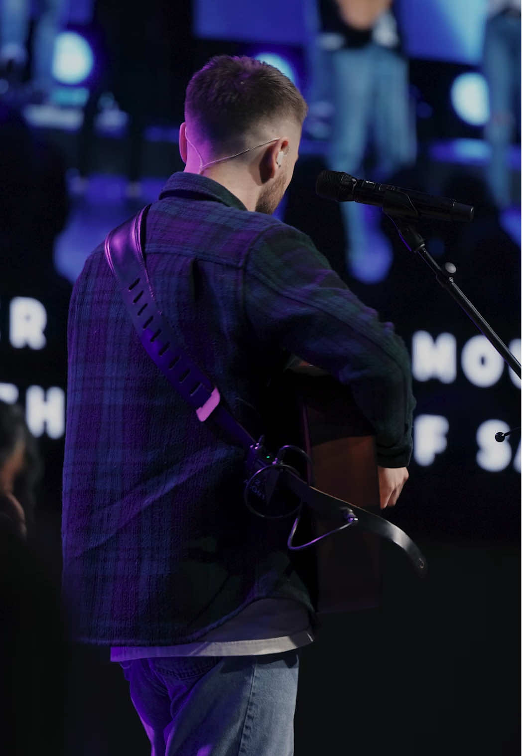 Unto us a Savior is born♥️ Here we go, Christmas season👀🎄 #herecomesheaven #Christmas #Jesus #christiantiktok #fyp 