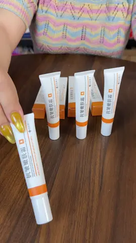 Kem dưỡng da cải thiện nếp nhăn