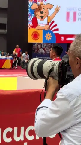 Así me estoy sintiendo con mi 50mm 😂😂😂 #sony #lentes #fotografia #deporte