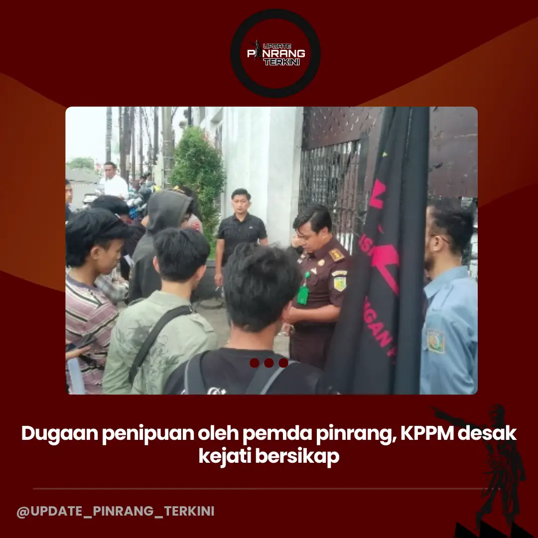 rodanewsindonesia-Koalisi perjuangan pemuda mahasiswa kembali menggelar aksi unjuk rasa jilid II terkait dugaan penipuan pemda pinrang di kejaksaan tinggi sulsel, senin, 01/12/205. Aksi tersebut merupakan sorotan tajam terkait keputusan hukum kejaksaan negeri kab pinrang yang menetapkan direktur PT pinrang sejahtera selaku terduga korupsi dalam kasus perjanjian sewa-menyewa mall pinrang yang melibatkan pemda pinrang dan direktur PT pinrang sejahtera.  Jendral lapangan mujahidin mengatakan, sejak awal proses hukum terkait kasus tersebut tidak pernah berpihak pada nilai-nilai keadilan. Padahal perjanjian sewa-menyewa mall tersebut melibatkan kesepakatan kedua belah pihak baik pemda pinrang maupun direktur PT pinrang sejahtera, namun pemda pinrang tidak pernah dihadirkan dalam persidangan sejak awal sampai proses hukum mendapatkan putusan inkra. Ini jelas ada dugaan kejaksaan negeri pinrang melindungi pemda pinrang sehingga tidak mendapatkan sentuhan hukum, tegas mujahidin. Selengkapnya di : https://rodanewsindonesia.com/uncategorized/dugaan-penipuan-oleh-pemda-pinrang-kppm-desak-kejati-bersikap/ #updatepinrangterkini #infoinfo #pinranginfo 