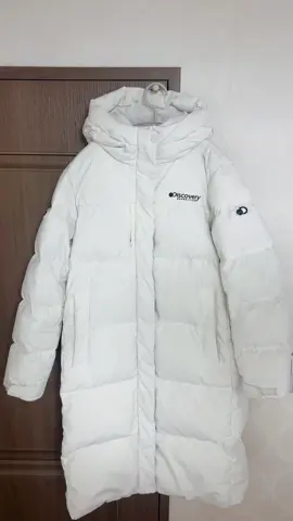 디스커버리 롱패딩 저렴하게 팔아요 이거 입는 순간 청순걸 되버림 ㄷ ㄷ 사이즈도 황금사이즈 95이고 부해보이는 느낌 전혀 없고 여리여리 해보임오염 전혀 없어 팔 쪽 수선만 하면 새상품일 정도로 깨끗합니다 #롱패딩 #패딩 #추천 #겨울코디 #수능 