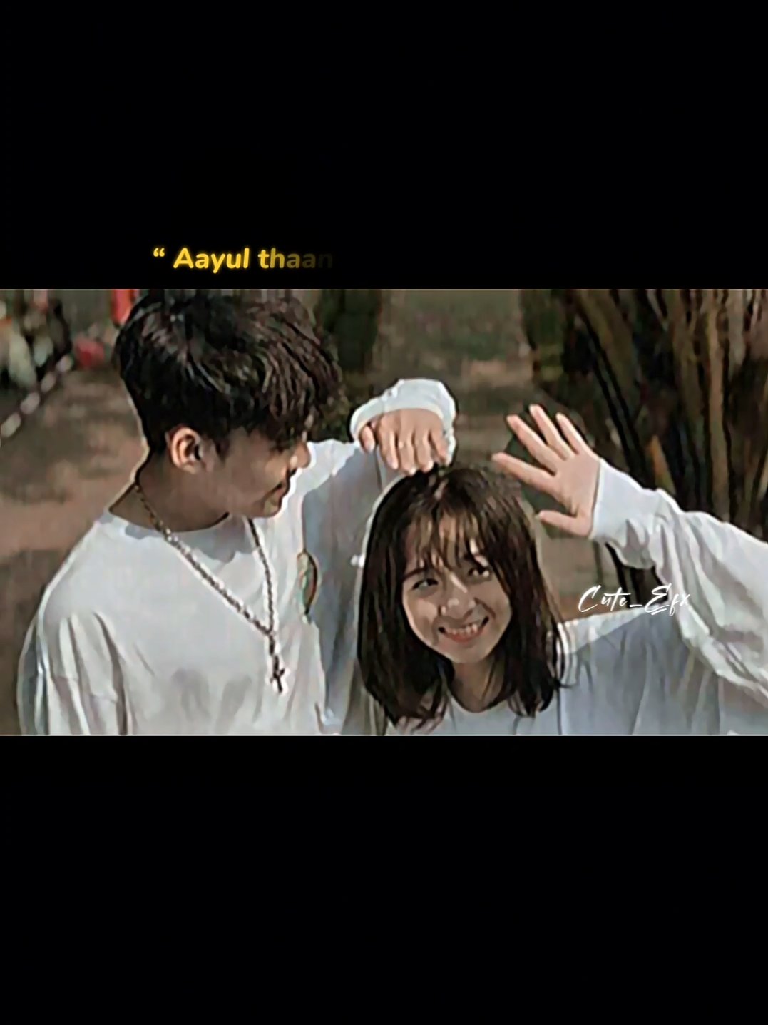 Devadhai aval oru devadhai 😇✨👸 #trending #viral #tamilsong #whatsappstatus #foryou #tiktok #page #500kviews #fyeシ 