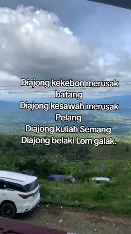 Aduh kah Mak Mane ayapan Amen lok ini nunggu gumah nilah 💃😄#gadisdusun 