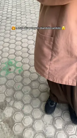 Sedia mas pengen sebelum hujan✌🏻😬 #kediri24jam #maspengenkediri #pengenfyp #kurir 