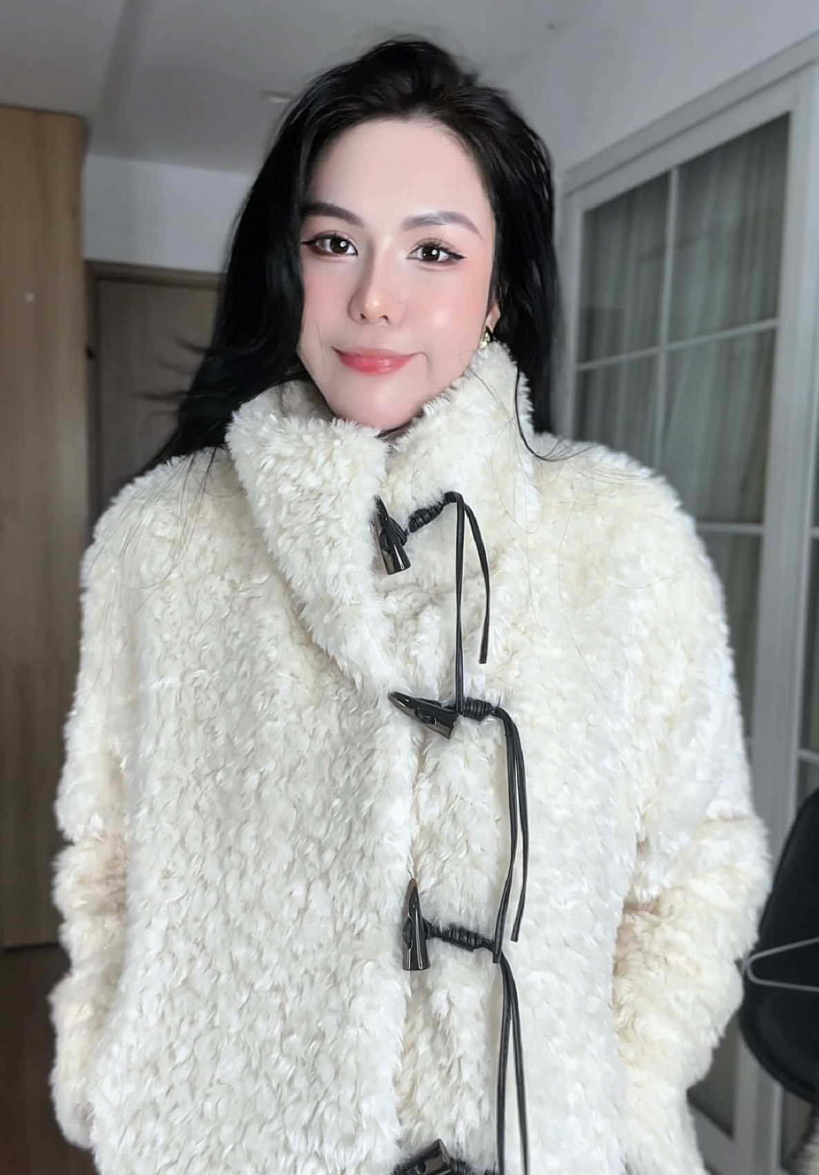 Áo lông xinh quá nè #aokhoaclong #aolong #outfit #macdepmoingay #nguyenthuthuyyne 