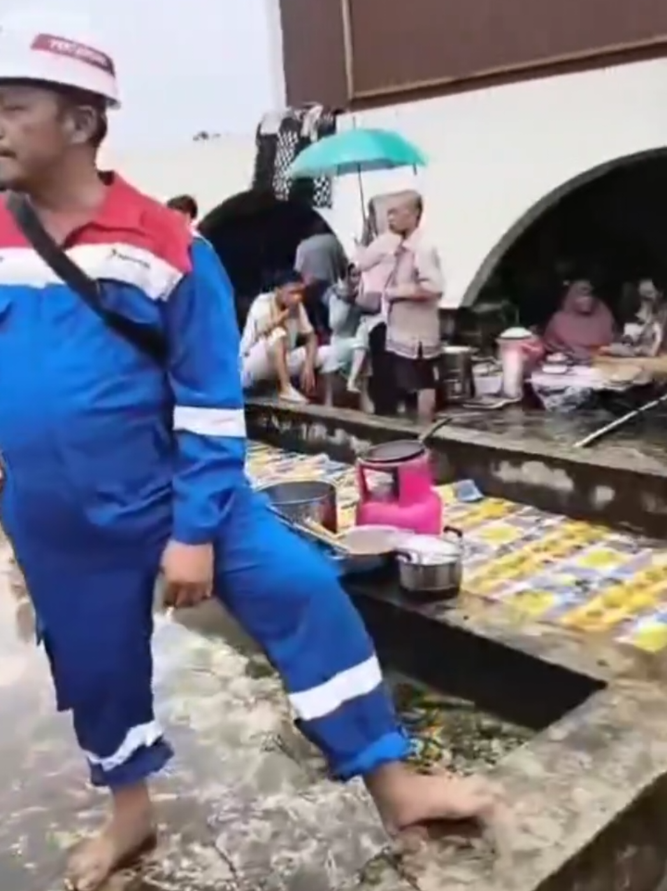 #prayforsumatera #prayforaceh #prayforacehtamiang #banjirrantau #banjiracehtamiang2025 