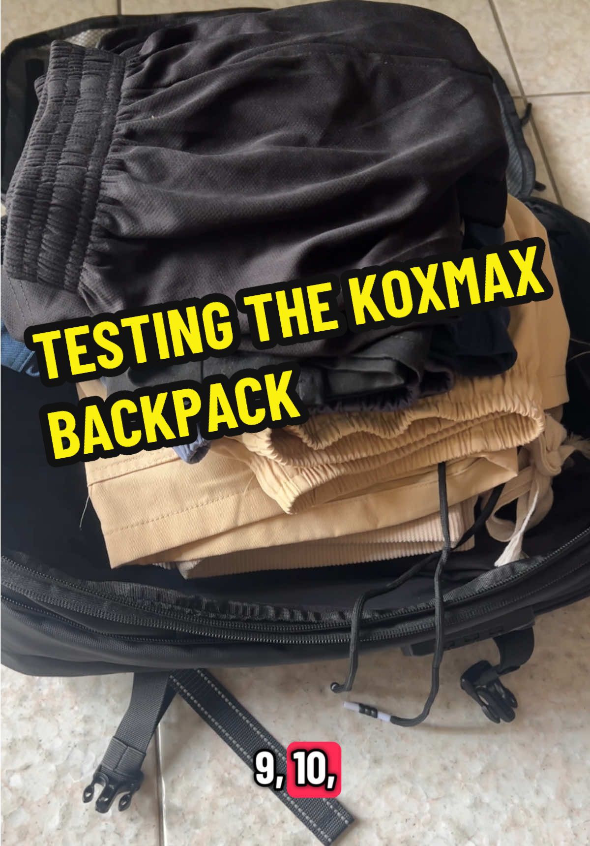 ✅ can set password ✅ waterproof ✅ good material ✅ with vacuum ✅ shoes storage/cards/perfumes,many clothes!!! #koxmaxbackpack #backpack #travelbackpack 