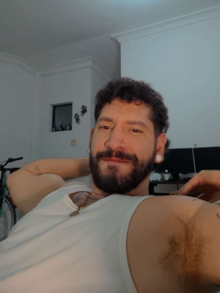 Sí a todo. 🐶 #fyppppppppppppppppppppppp #altboys #rafaelnewbold #tatttoos #trendingvideo 