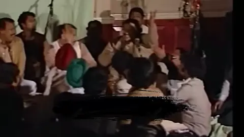 لوگ کانٹو سے بچ کے چلتے ہیں  #foryou #viral #nfak_lines #nusratfatehalikhan #foryoupage 