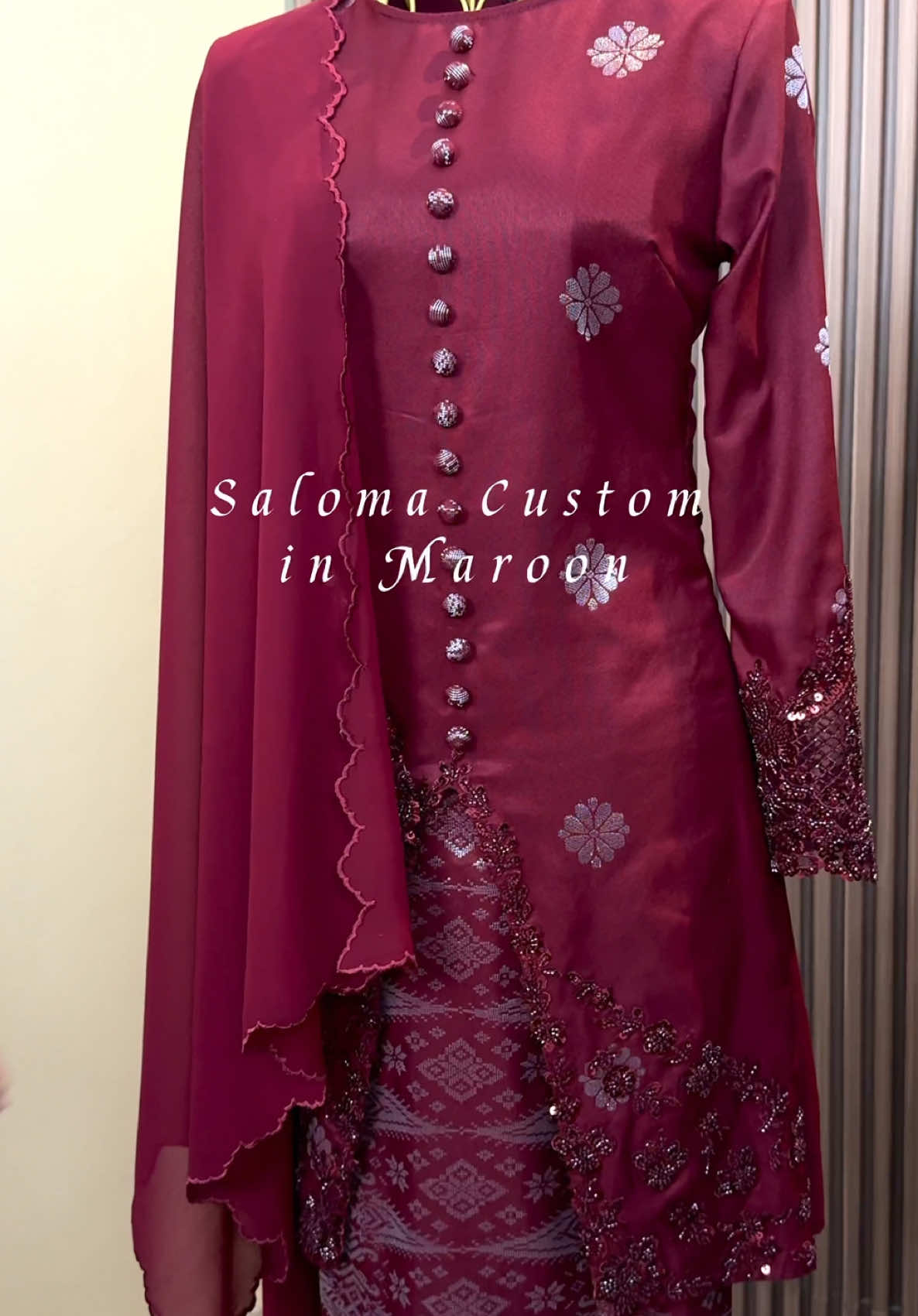 Effortless look with a classic touch, Saloma Songket in Maroon 🔥 Book your limited custom slot today.  📍 Effa Sidek Atelier 13-1, Jalan LP2A/1, Lestari Perdana, 43300 Seri Kembangan, Selangor. 📞 + 60192585096 #effasidek #effasidekatelier #bajukurung #fyp #rtw               