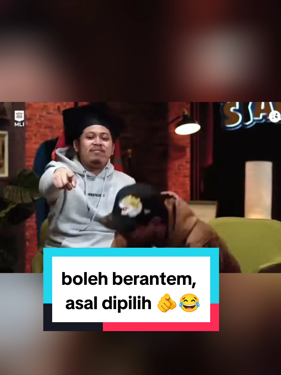 boleh berantem, asal dipilih 🫵😂 ,  sc: Pingin siaran show #reupload  #tretanmuslim  #cokipardede  #mli #darkjokes  #arsipnegara  #trending #foryou  #CapCut #viral #fyp 