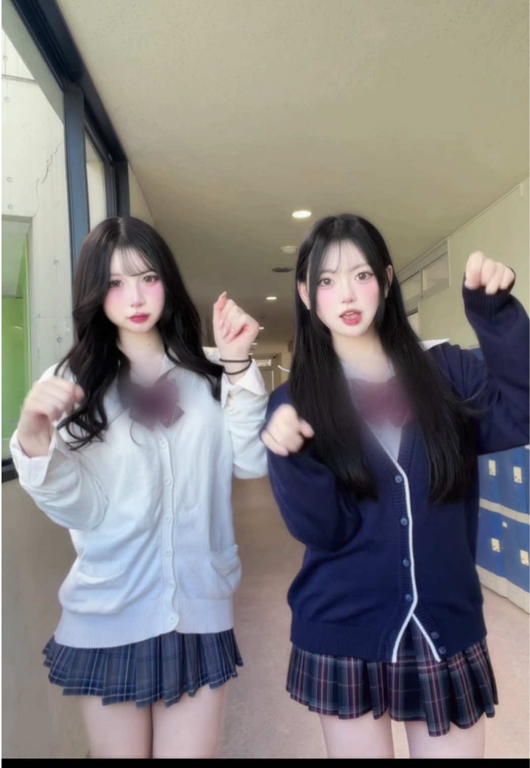 ふたりともブルベ冬✖️ESTPなの៸៸᳐>⩊<៸៸᳐  #08 #ljk #ヶ丘jk #制服 #fyp 