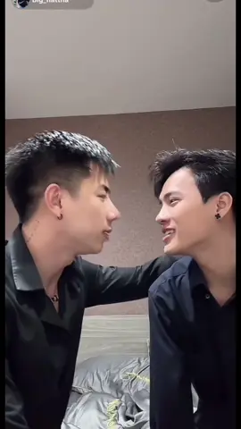 Ánh mắt soft xĩu #bignatthapong #funbee #bigbee#boylove #couple 