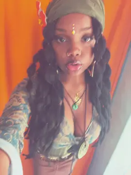 It's not hard to see🔍