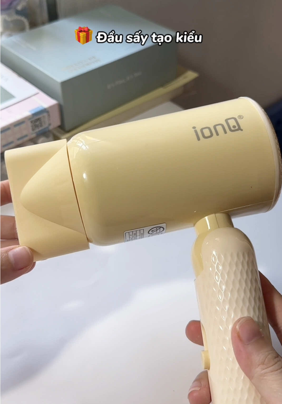 Máy sấy tóc ionQ A1 công suất 2000W chăm sóc tóc óng mượt#ionqvietnam #maysayionam #maysaytoc #beautytools #uocduoclenxuhuong 