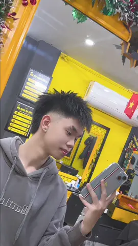 Tóc phố không bao giờ hết hot: