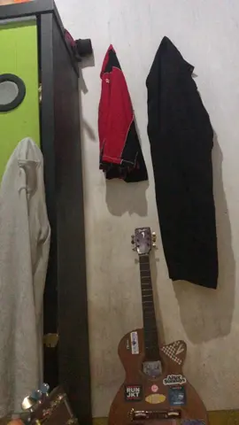 Demi cinta#fyp#masukberanda#tiktok#covergitar#guitarlehoy