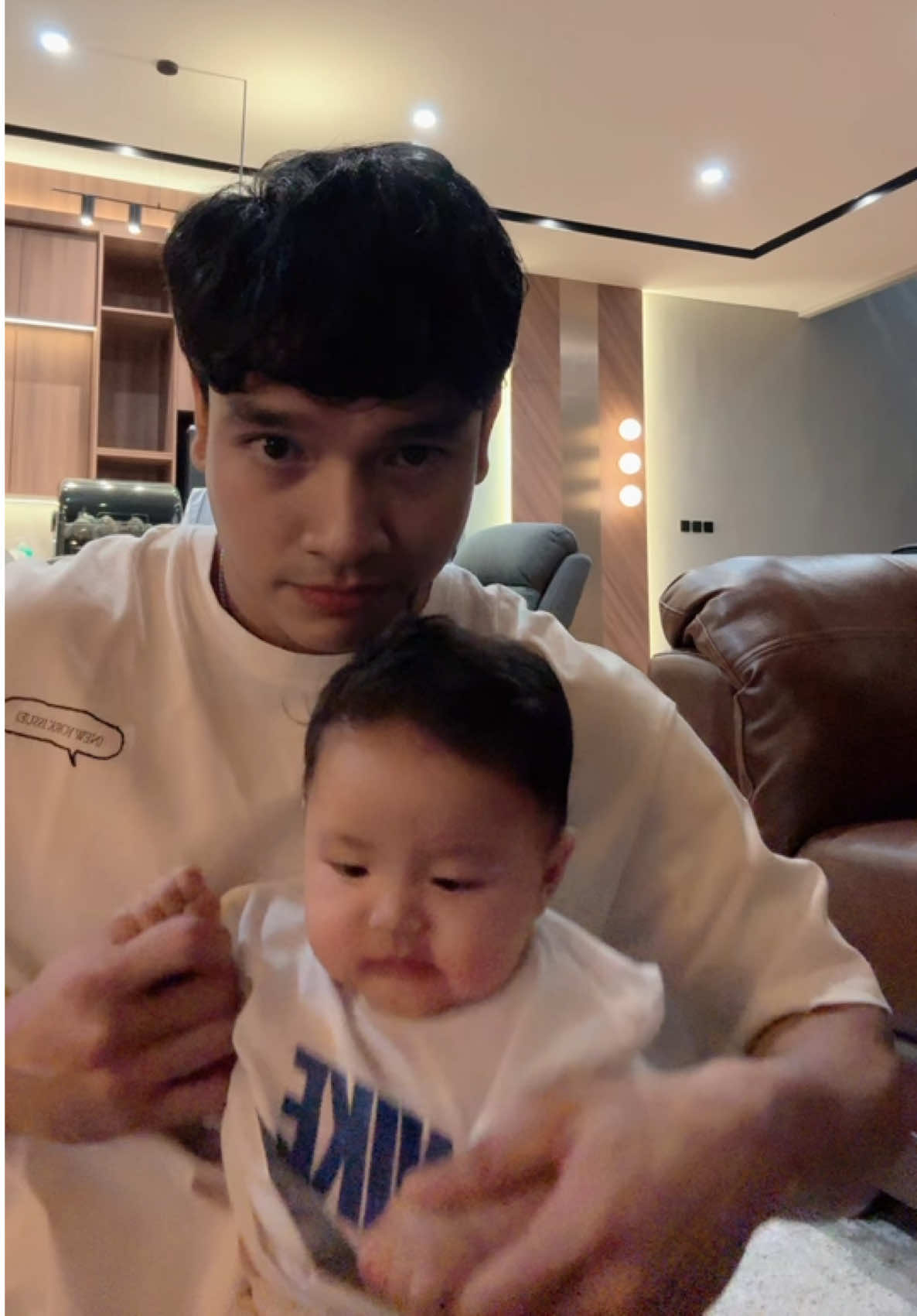 1 lagi deh gemes bgt @Erika Carlina 