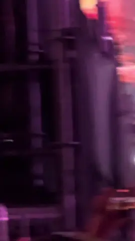 One kiss @Dua Lipa  #DuaLipa #RadicalOptimismTour #EstadioGNP #ConciertosMexico 