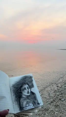 وانا لاتنتظر مني … وصالي..!!#رسمي #رسمتي #تصويري #تصوري_تصميمي 