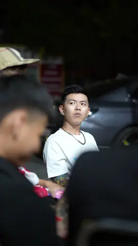 Đội này mạnh… mạnh ai nấy quay 🤣 