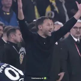 Mutluluk nedir bilmezler 😂😂 #galatasaray #fenerbahçe #keşfet #lider #şampiyongalatasaray 