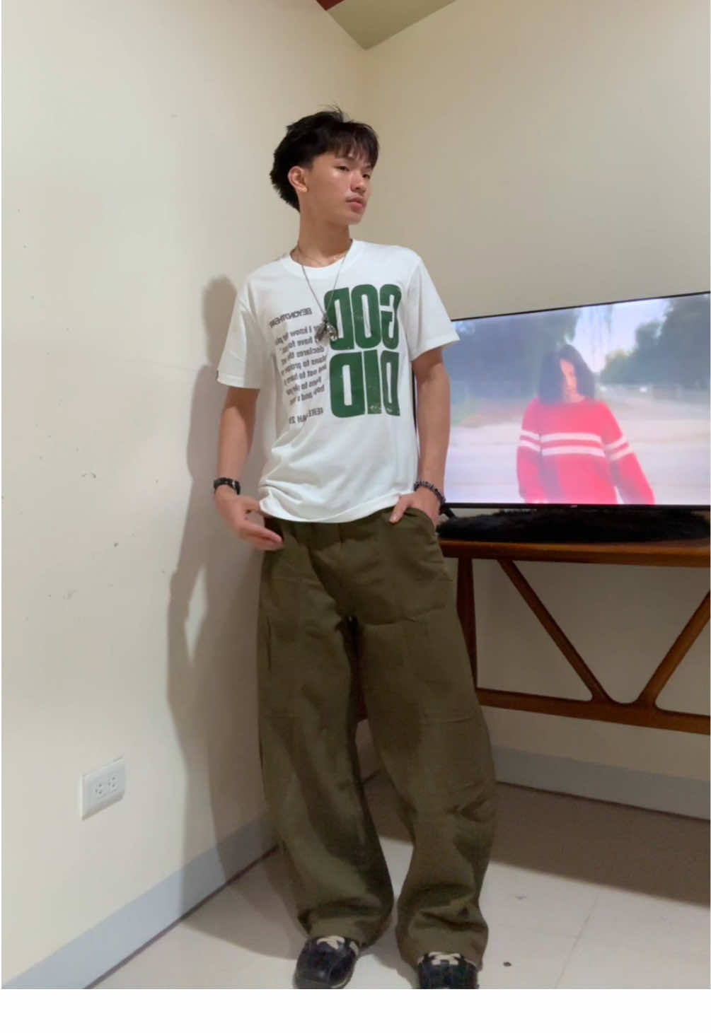 5’9, 52kg, size Medium