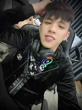 gần tết r kìaaa