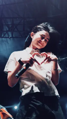 Manggung kemarin di gesrek festival x feel koplo🤍