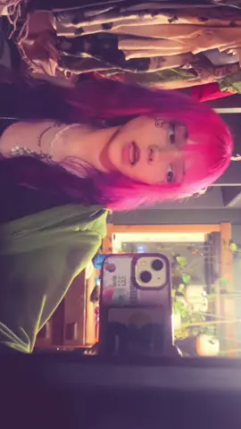 I DESPISE THIS FUCKING PHONE #pinkhair #alt #purplehair #fitcheck #targetaudience  