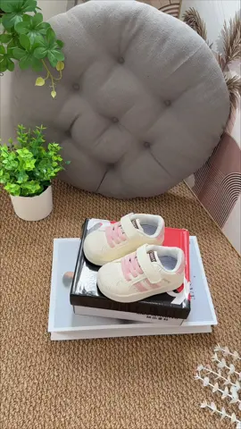 Giày thể thao tập đi cho bé #giaythethao #giaychobe #giayxinh #xuhuong #tiemgiaycuanang 