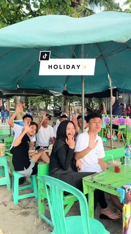 Melepas penat sejenak 🌊 Terimakasih team hore, sampai bertemu di trip selanjutnya 🤙🏻 📍Pantai Pangandaran, Jawa Barat. Supported by :  🚘 @Dreaming Of Tomorrow  🏡 @Kang andi Pangandaran  🏝️ @Tourguide Jetski Pangandaran  Ada kabar baik untuk yang mau rental mobil, mereka ada driver yang siap anter kalian keliling Indonesia 😍🤙🏻 #fyp #viral #capcut #holiday #rentalmobilmajalengka 