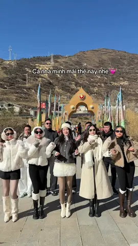 Về đến Việt Nam rồi mới tin kèo này thành công 💓💓💓 Mong nhóm sẽ có nhiều chuyến đi tiếp theo cùng nhauuuu. Mãi iuuu 🥰 @Thanh Huyền @FB: Anh Trần Khắc @Bình Anh Vlog @Hoàng Thảo Family @Pham Nguyet Anh @Chú Tư 