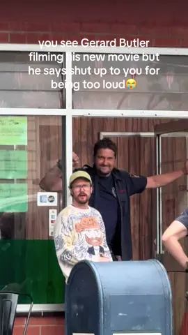 at least he was joking 😭#gerardbutler #fyp #funny 