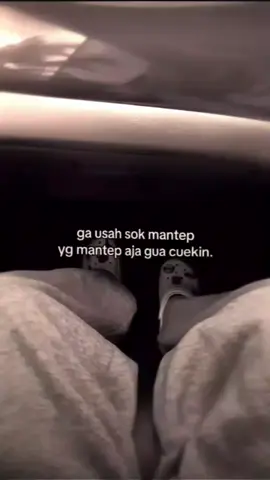 kok malah jadi serem cok 🗿💀😂 #jjsimetris #presetalightmotion #jjam #simetris #fyp 