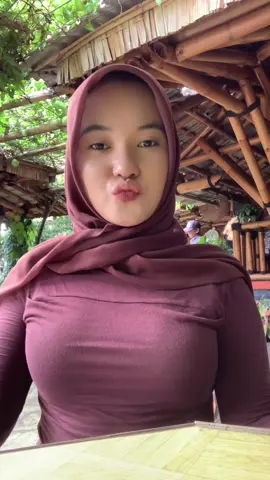 bibir sibuk bener😹 #trending #fyp 