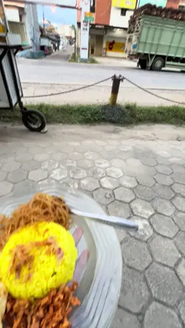 Buruan nnti keduluan orang “Emang kalo buru buru kita orangnya” 😃#fyp #salwa #storytruk #fyppppppppppppppppppppppp #xybca 