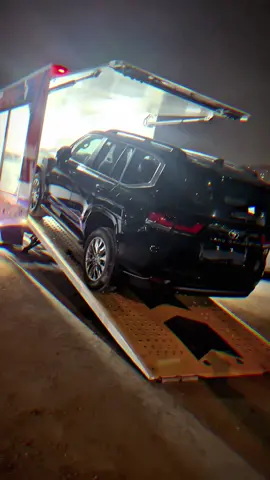 🥰 Cận cảnh giao xe chủ tịch đêm hôm #lc300 #toyotalandcruiser #lc300hev 