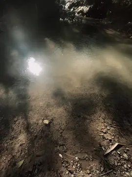 #xuhuong 金钱和外表是这个社会评判一个人的两件事。！.        “Tiền và ngoại hình “là hai thứ mà xã hội này nhìn vào để phán xét một con người .!