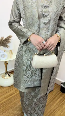 NEW RELEASE KEBAYA ANGGUN by TIMAE😍 checkout cpt sis sementara stock masih ada!!!!!!!!!!! #raya2026 