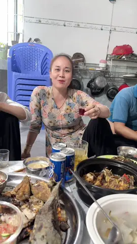 Gái Miền Tây Em khi nhậu 