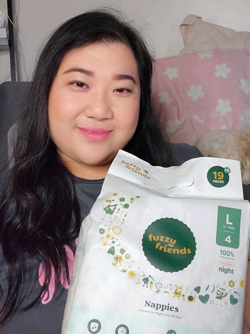 Honest mum review of @Fuzzy Friends nappies 🐨✨ ✅️ Soft ✅️ Breathable ✅️ No chemicals Aussie made and bonus points for being gentle on my bubs skin 🤍 If you want to try them for your little one, ill leave the link in my bio. 🤌✨️ #fuzzyfriends #nappies #fuzzyfriendsnappies #aussiemums #mumlife 